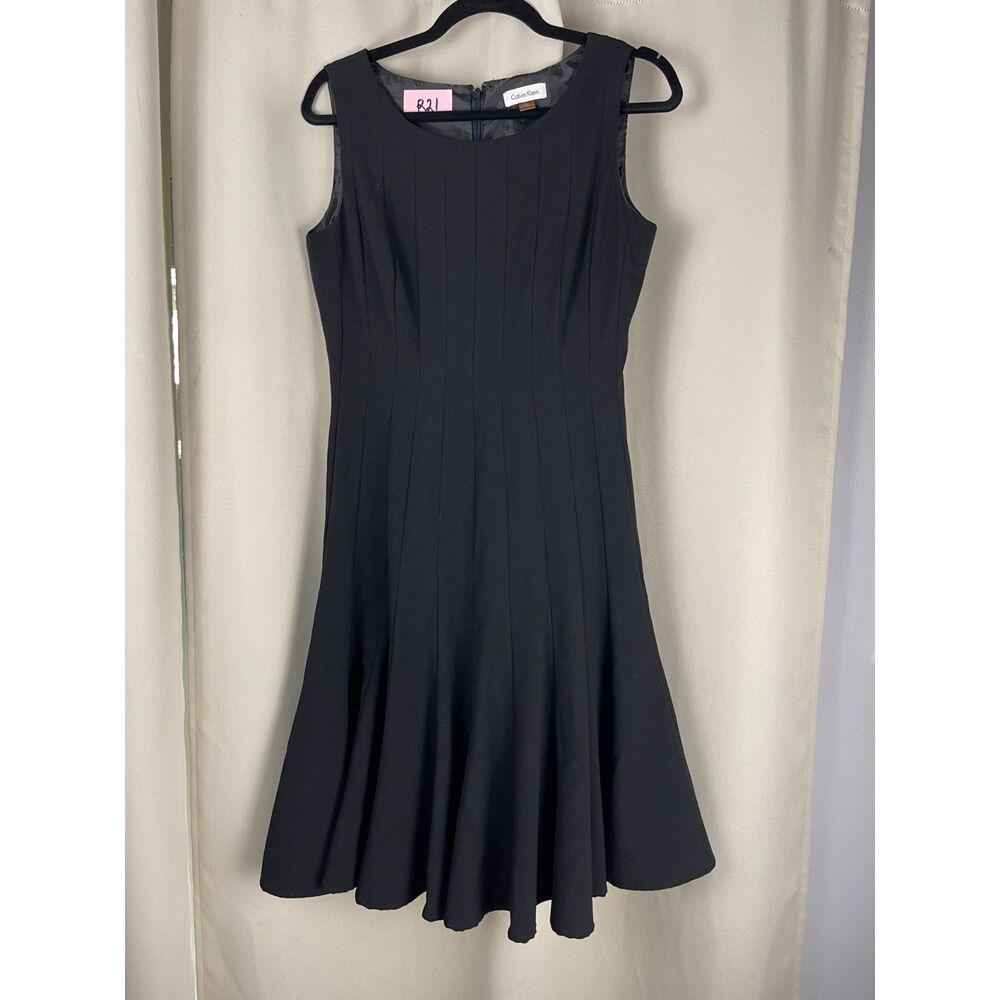 Calvin Klein Sleeveless Fit & Flare Dress – Classic Black – Size 8